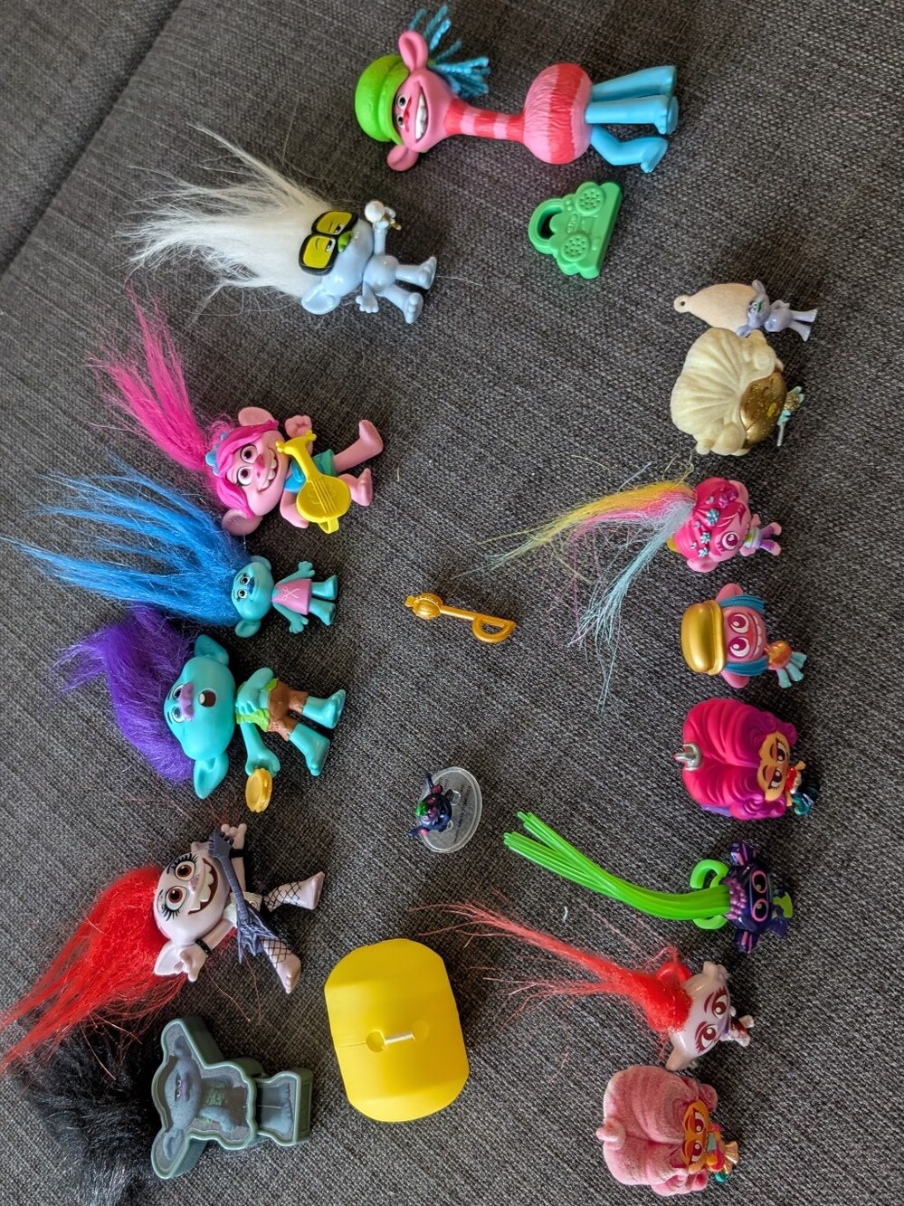 Trolls Toy Figures & Rings!